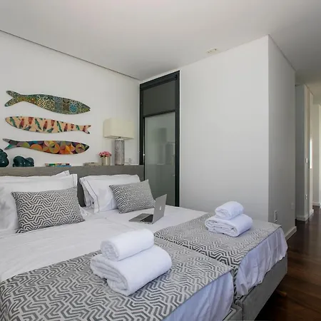 Lovelystay - Luxury 2br Duplex In Foz