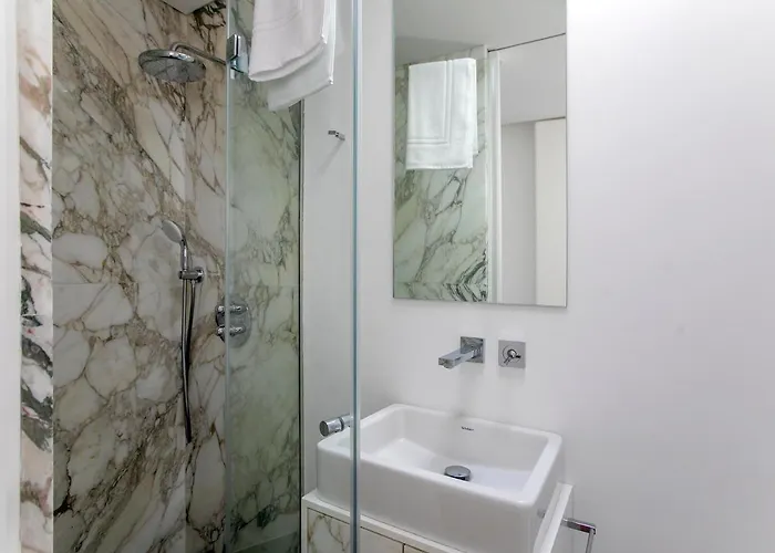 Lovelystay - Luxury 2br Duplex In Foz *