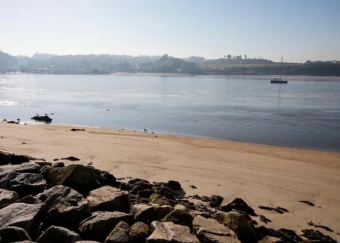 Lovelystay - Luxury 2br Duplex In Foz