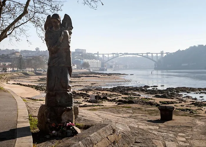 Apartamento Lovelystay - Luxury 2br Duplex In Foz Porto