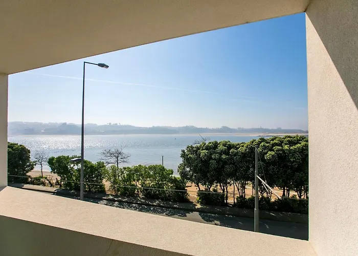 Lovelystay - Luxury 2br Duplex In Foz Appartement Oporto
