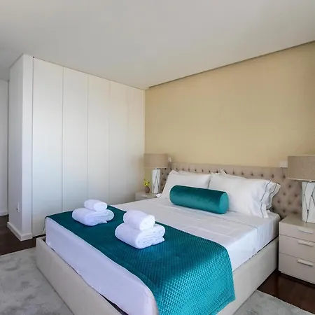 דירה Lovelystay - Luxury 2br Duplex In Foz *