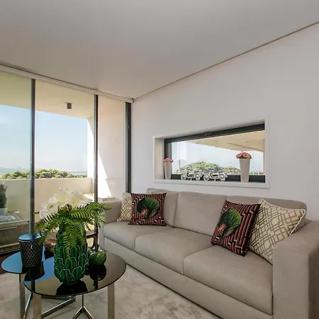 Lovelystay - Luxury 2br Duplex In Foz